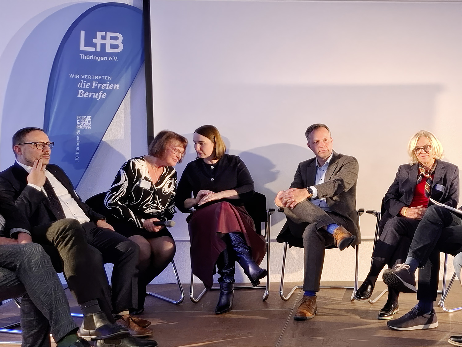 Gedankenaustausch - LFB Präsidentin Reyer-Rohde und Gesundheitsministerin Schenk