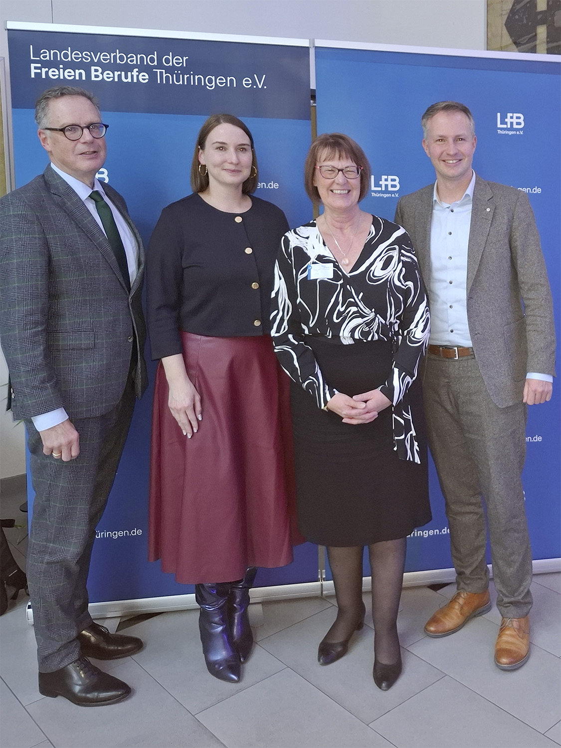 P. Klotzki (BFB) · K. Schenk (Gesundheitsministerin) · S. Reyer-Rode (LFB-Präsidentin) · A. Bühl (Vorsitzender CDU-Fraktion)